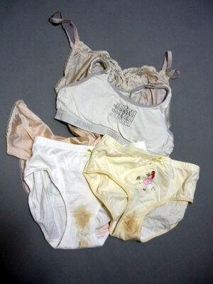 『脱ぎっぱなし』 未洗濯の下着