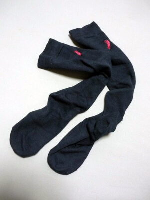 『脱ぎっぱなし』 通学ハイソックス