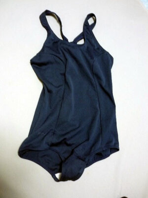 『脱ぎっぱなし』 直ばきスクール水着