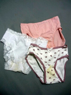 『脱ぎっぱなし』 未洗濯の下着