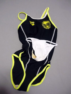 『脱ぎっぱなし』 直ばき競泳水着＆アンダーショーツ