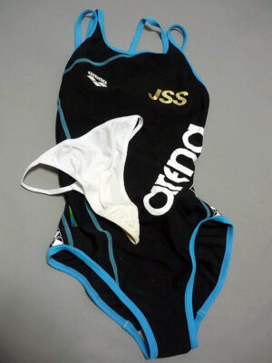 『脱ぎっぱなし』 直ばき競泳水着＆アンダーショーツ