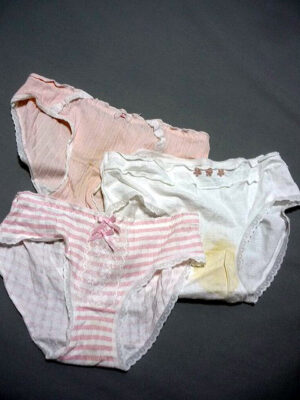 『脱ぎっぱなし』 未洗濯の下着