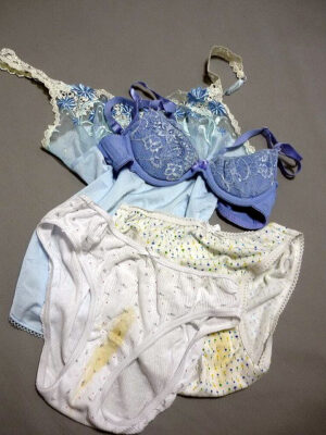 『脱ぎっぱなし』 未洗濯の下着