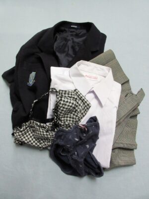 『脱ぎっぱなし』 制服&下着