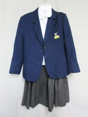 脱ぎっぱなしの制服